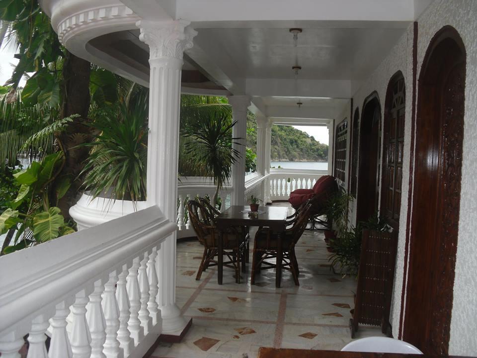 Blue Crystal Beach Resort Puerto Galera Ngoại thất bức ảnh